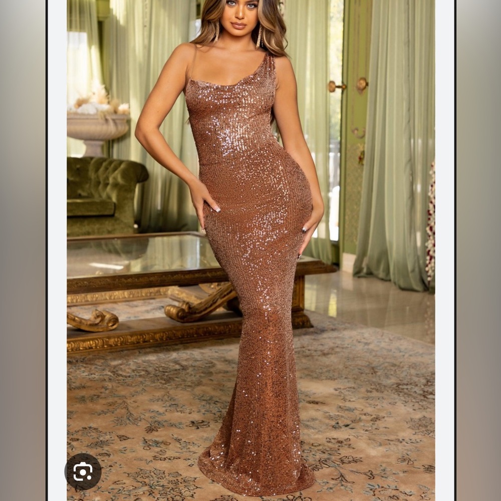 CLUB L Dream On Dress in Bronze